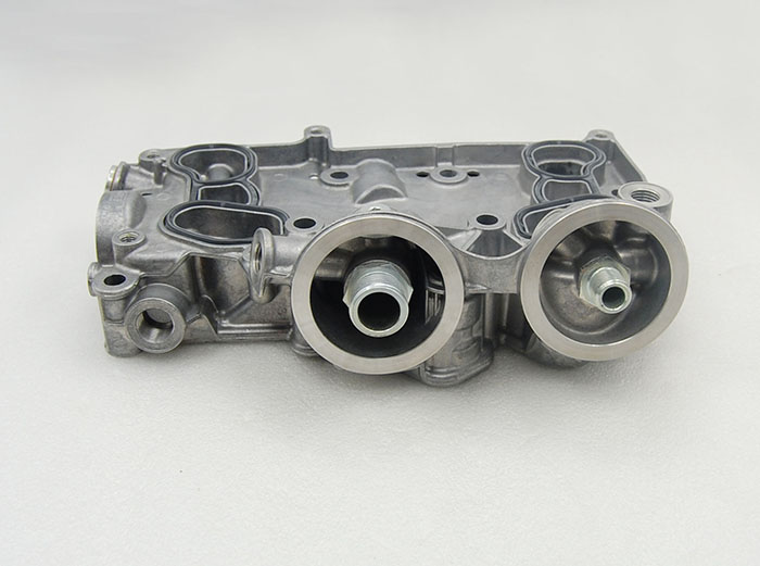 沃尔沃210共轨机油散热器座