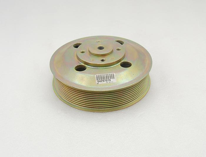 Volvo 210 fan pulley assembly