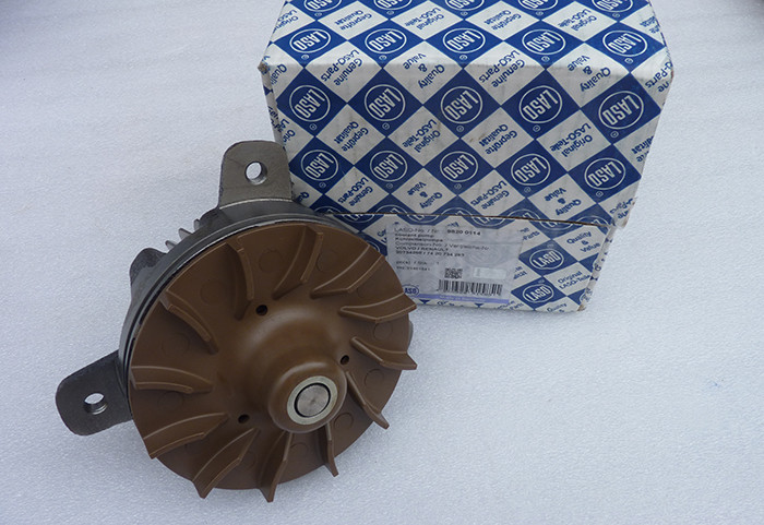 二手发动机配件