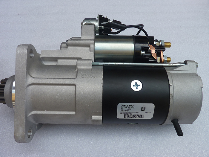 二手发动机配件