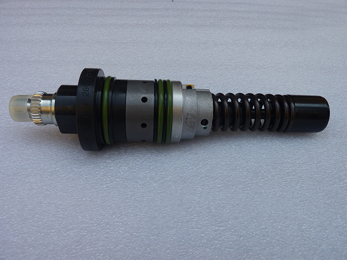 二手发动机配件